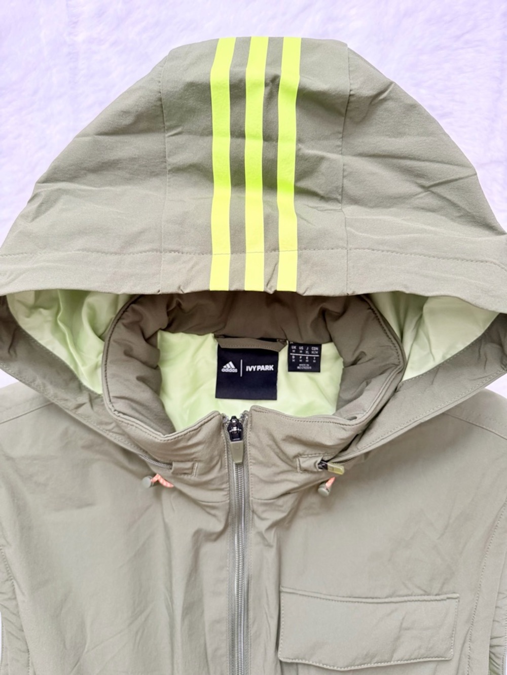 Adidas x Ivy Park | Park Trail Vest, Green | Unisex M - Picture 3 of 4